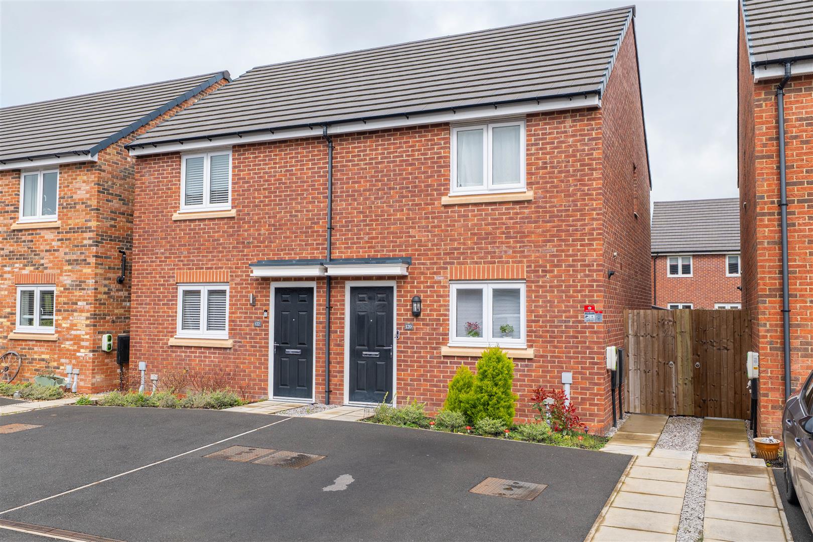 2 bed property in Goldcrest Avenue, Leyland